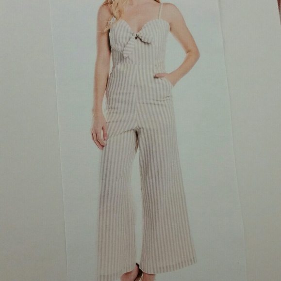 Tan Striped jumpsuit with bow tie - Picture 5 of 7